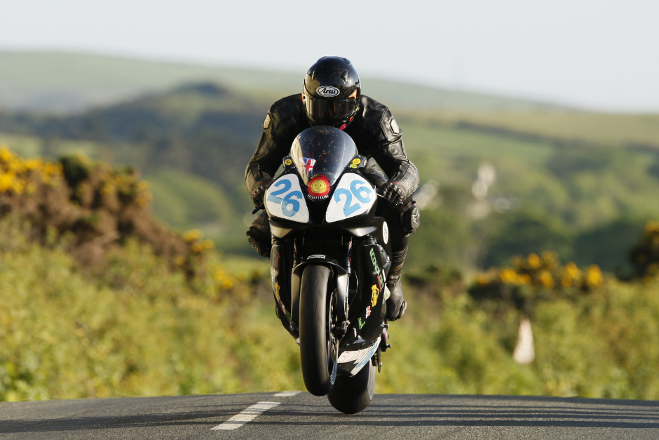 How to stay cool on your motorcycle in the summer heat